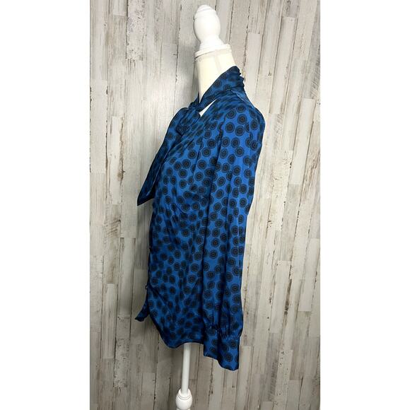Banana Republic Petite Women's Bow Tie Neck‎ Blouse Blue Size Large - Picture 4 of 5